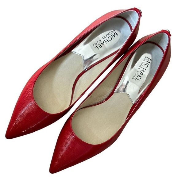 Michael Michael Kors MK Flex Kitten Pumps in the Size 9M - Picture 1 of 16